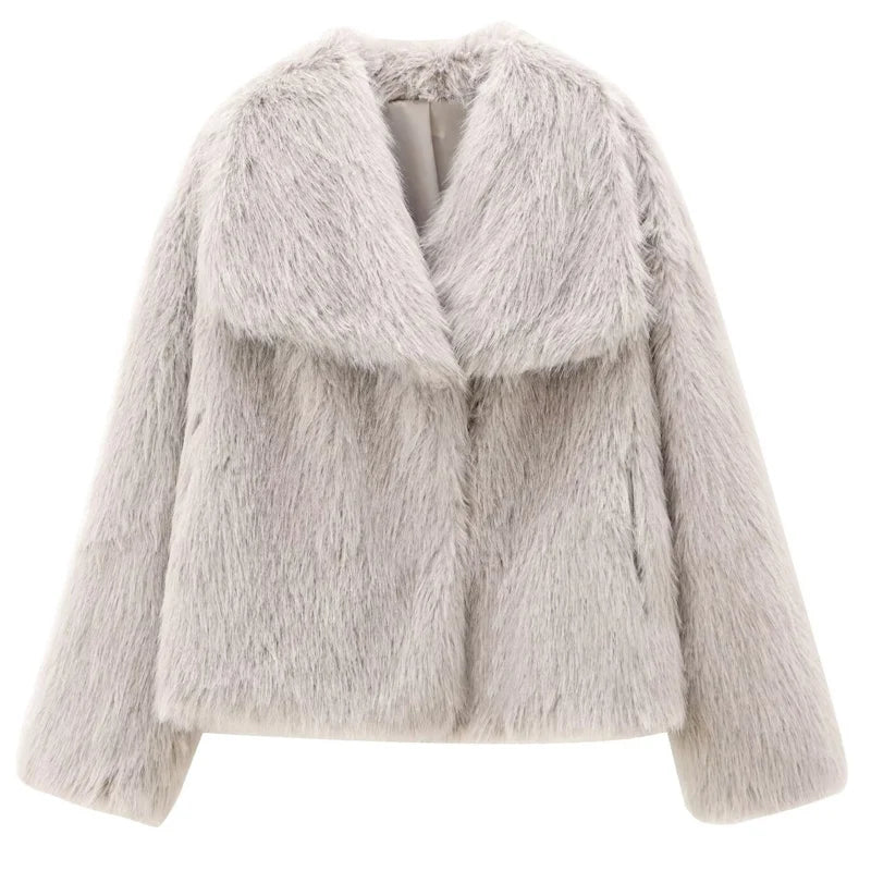 Manteau Fourrure Élégance et Chaleur