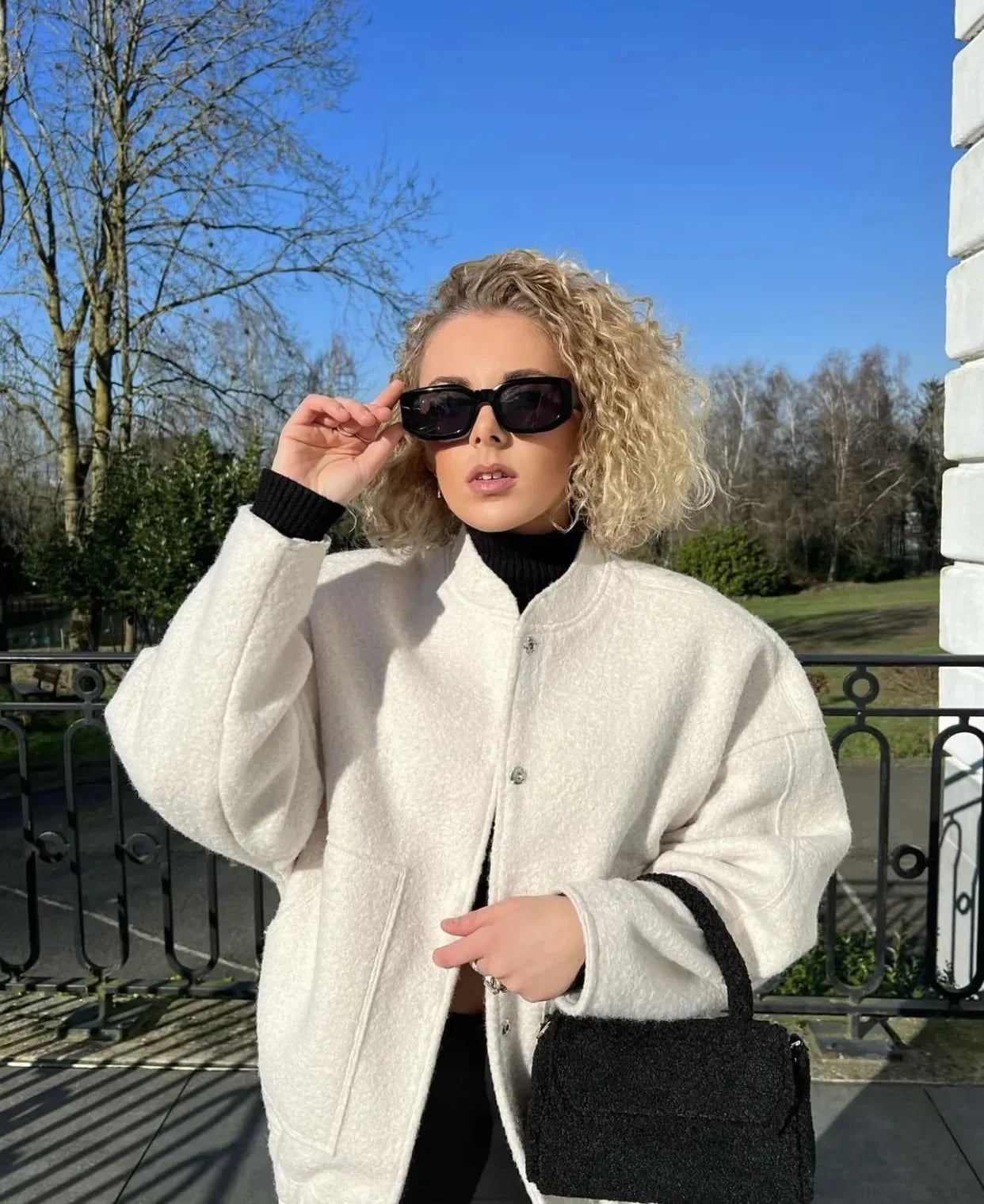 Bomber Oversized Femme - Élégance Décontractée avec Praticité